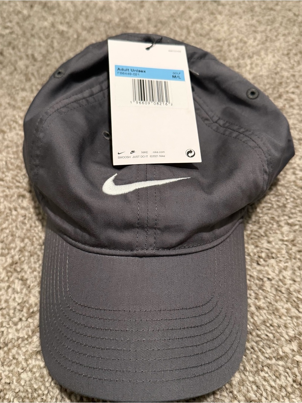 Nike Women’s Golf Gray Cap with White Swoosh Embroidery